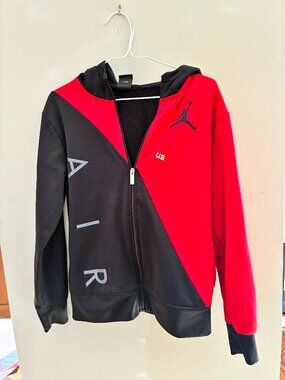 Nike Jordan Air Hooded Thermal-fit Jacket size 12-13 boys